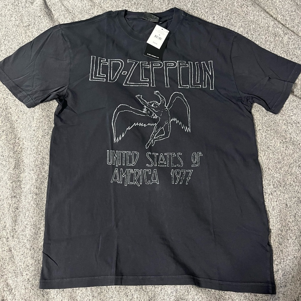 Led Zeppelin T-shirt